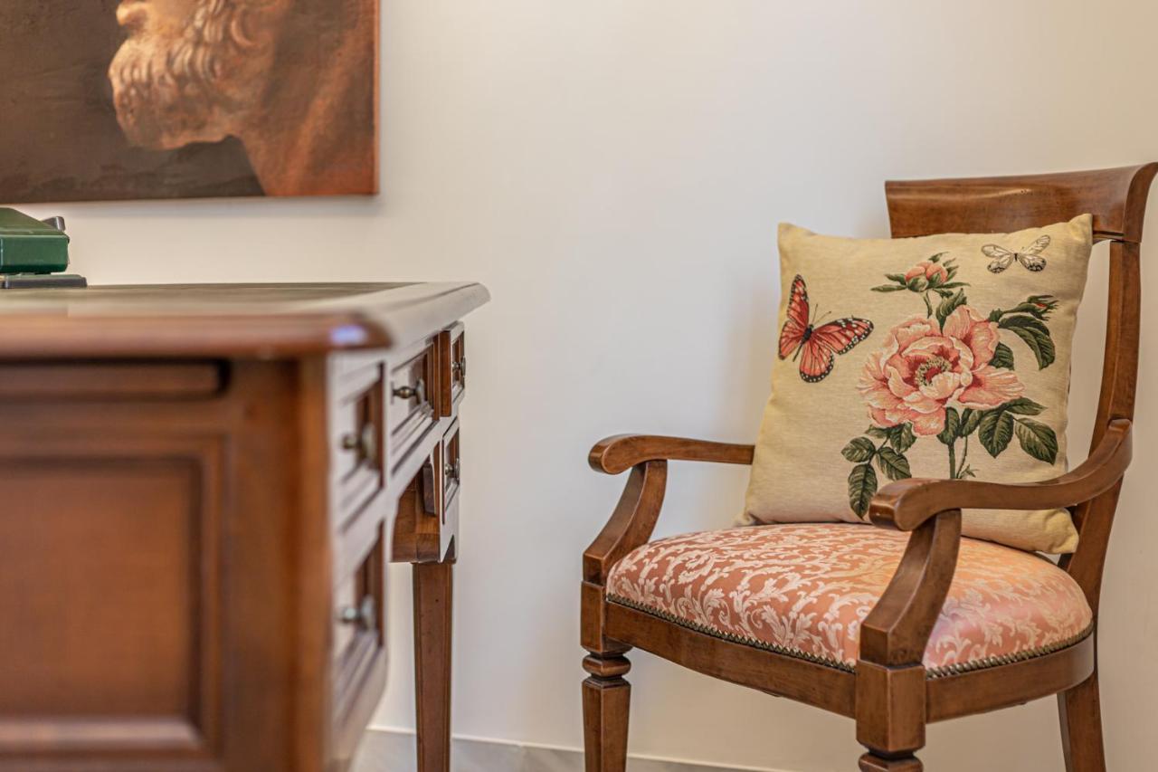 Ginevra Luxury New Classic Close Vatican Apartment Rom
